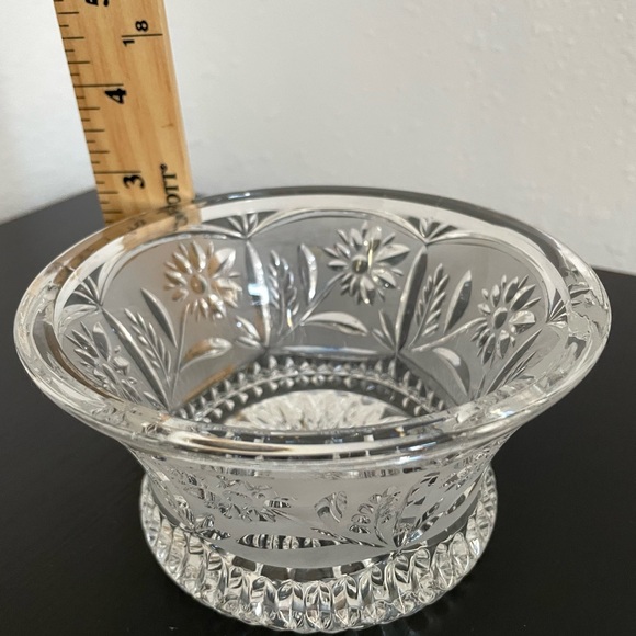 Vintage 24% Lead Crystal Floral Flowers Candy Bowl Dish German Frosted Etched. - Picture 4 of 5